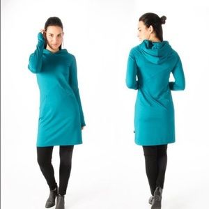 NWT Betabrand Red-Eye Travel Dress in Teal Size Medium
